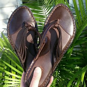 Born chocolate brown sandals size 8